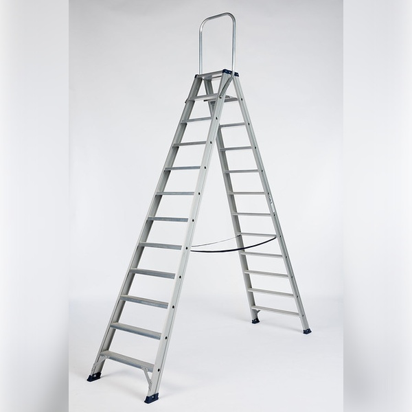 Dubbele trapladder 2 x 12 treden DAS DT12A met vaste beugel